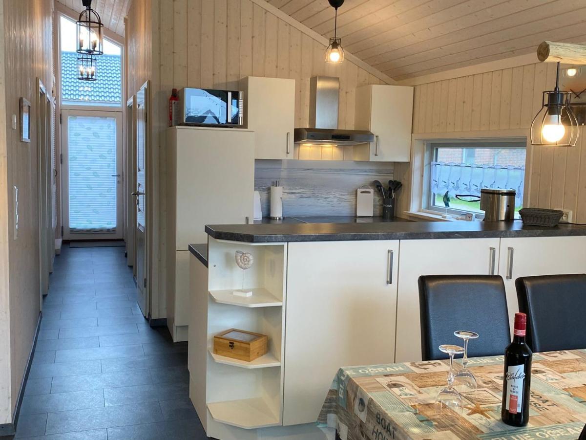 Ferienhaus Meerzeit Schweiburg Esterno foto