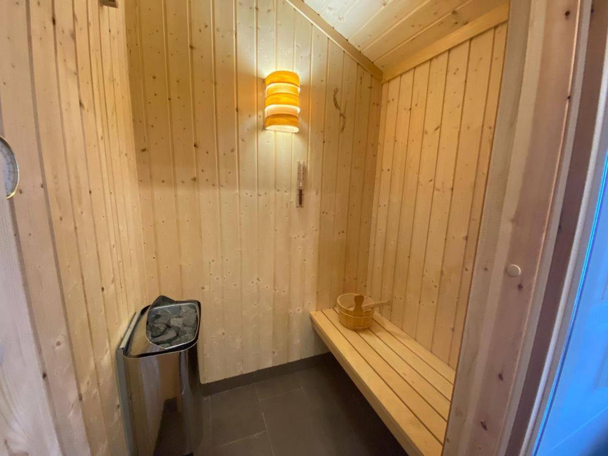 Ferienhaus Meerzeit Schweiburg Esterno foto